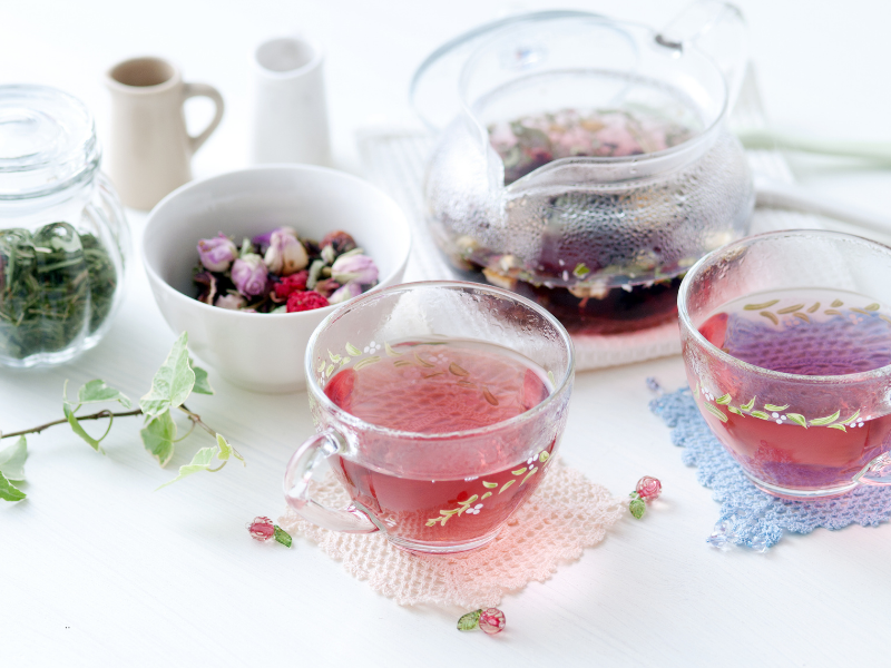 美容茶饮，唤醒肌肤光彩的天然秘方